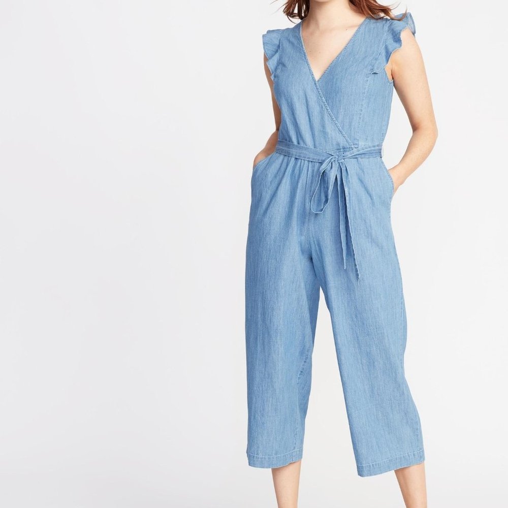 Old Navy | Ruffle Sleeve Chambray Jumpsuit, Size L